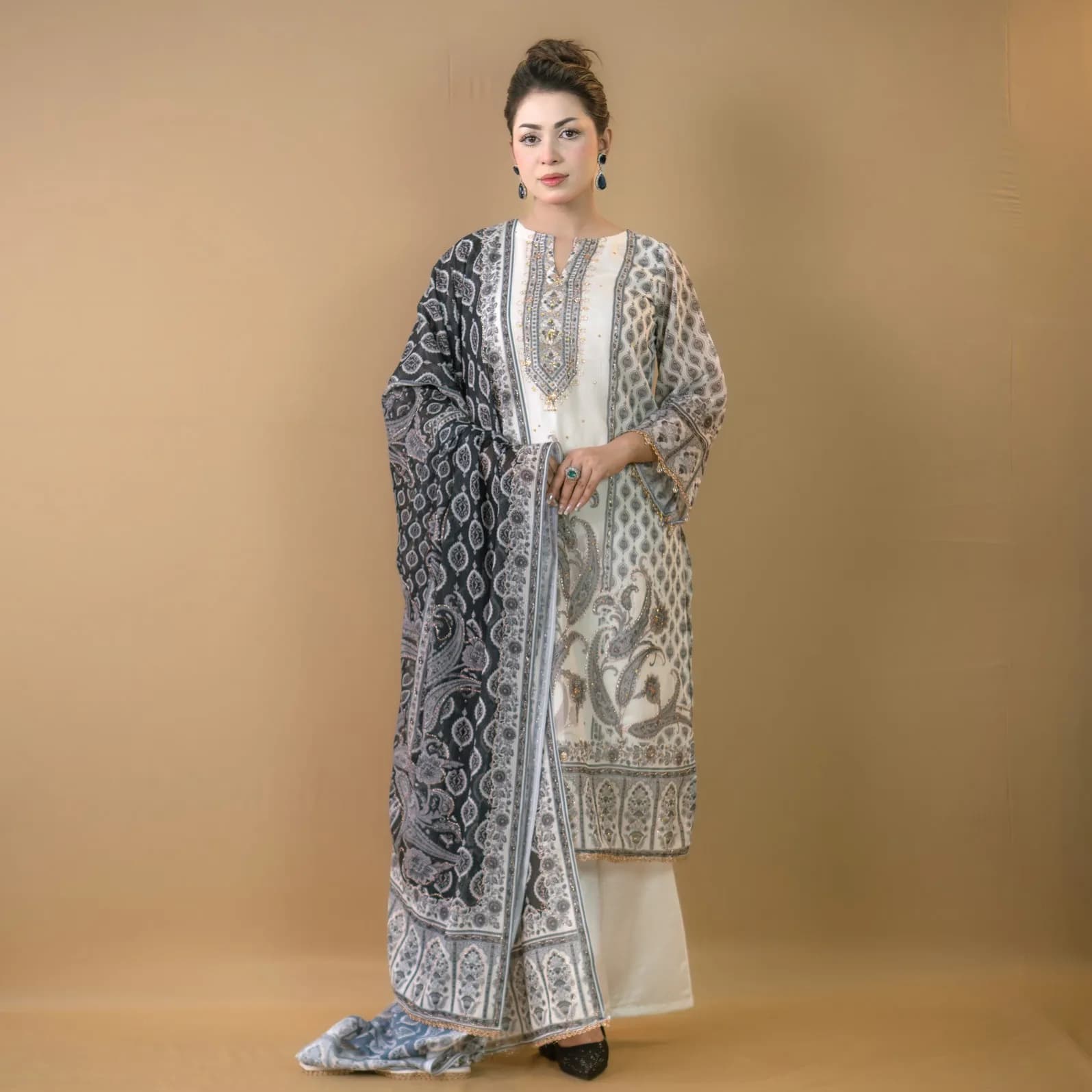 White Embroidered Printed Georgette Salwar Kameez C-11802 – Stitching Available
