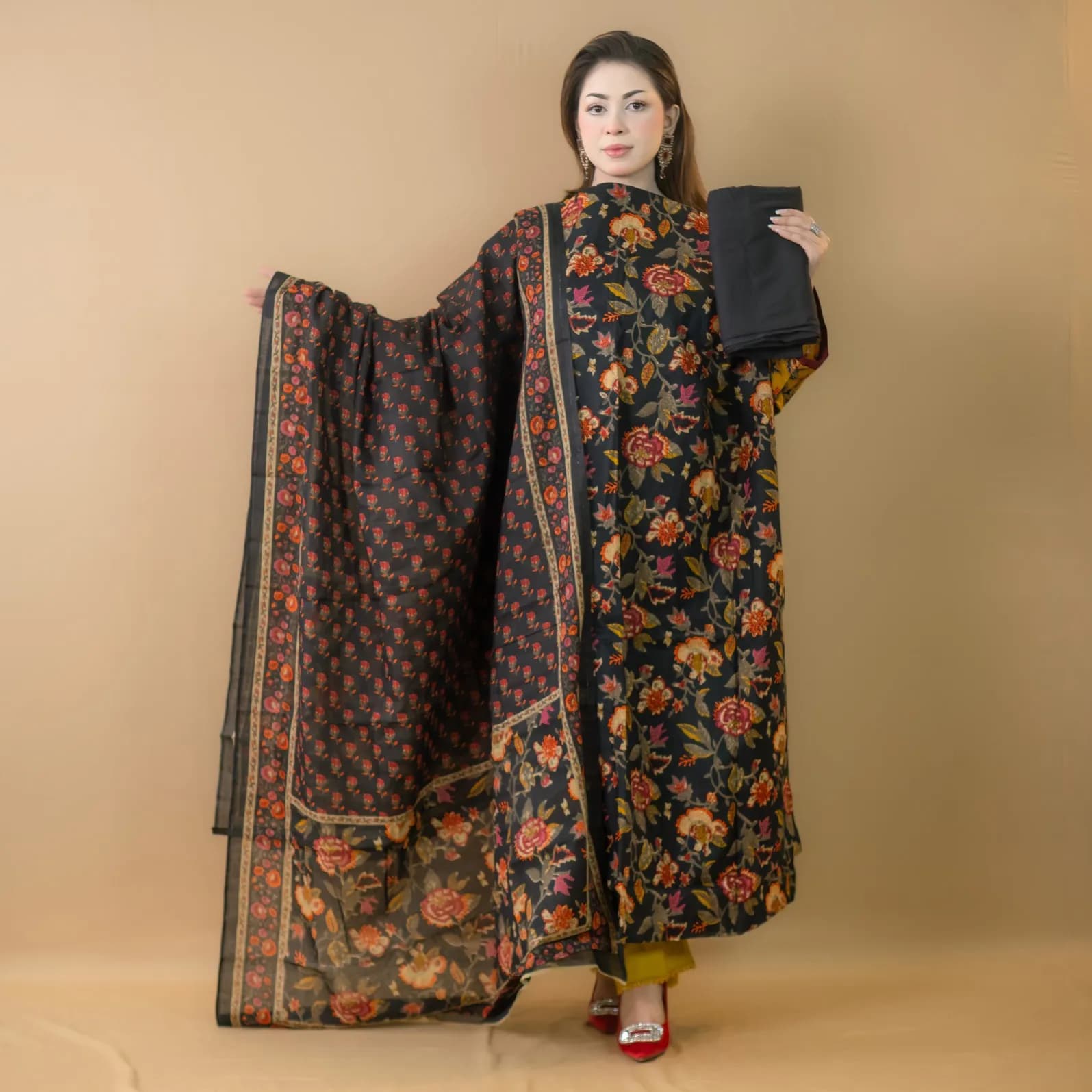 Black Unstitch Printed Cotton Salwar Kameez C-11821