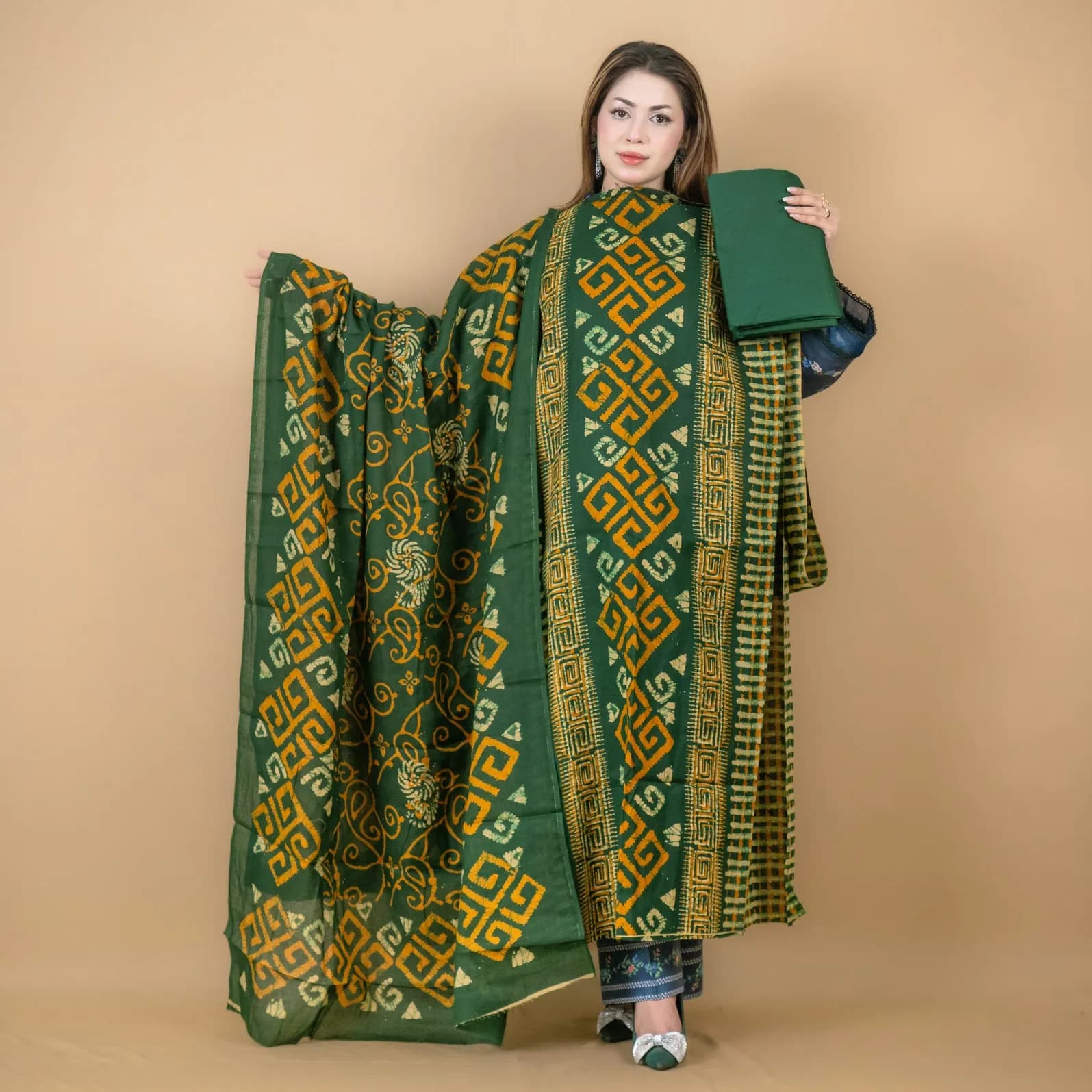 Green Unstitch Printed Cotton Salwar Kameez C-11958