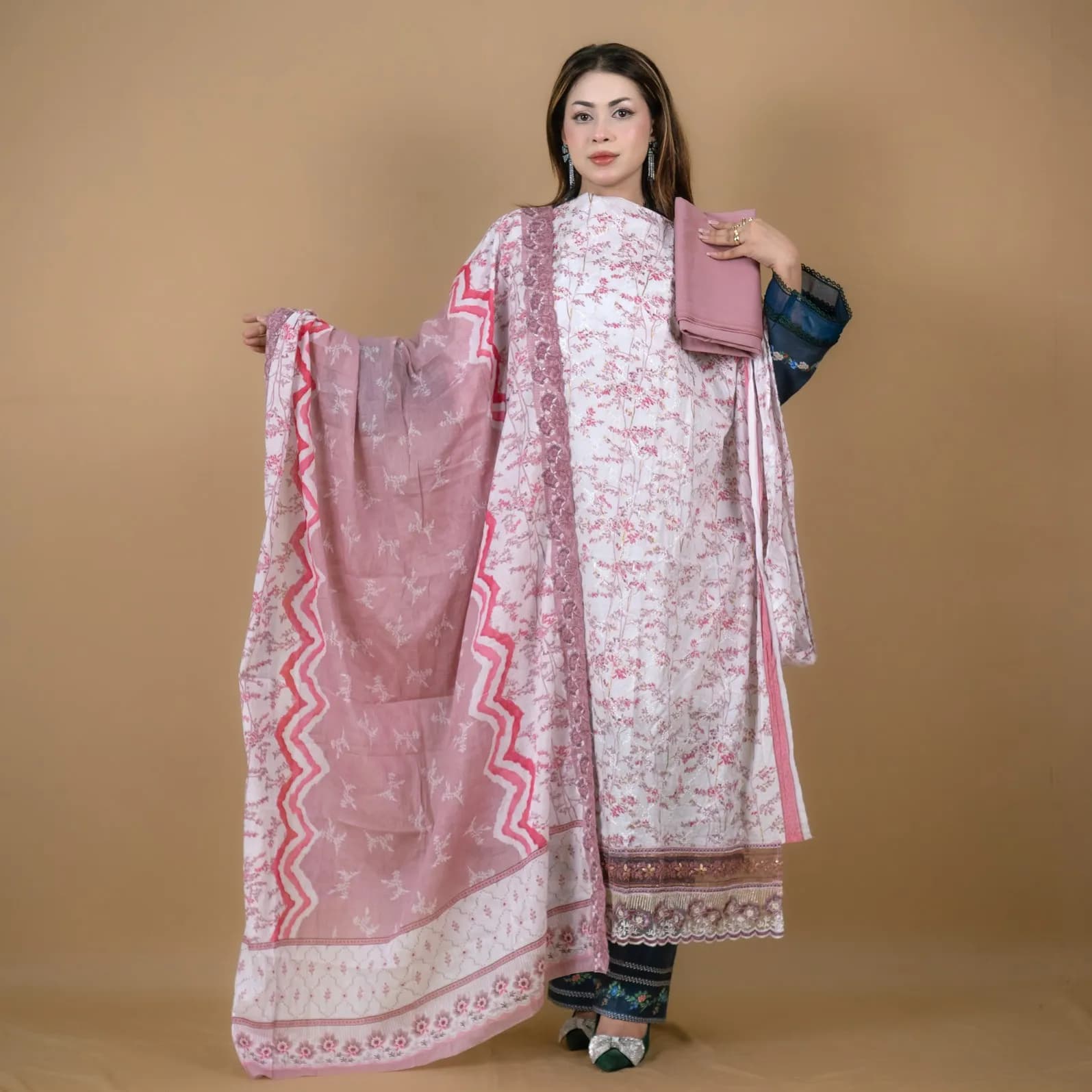 Mauve Embroidered Printed Lawn Salwar Kameez (Unstitched) – C-11961